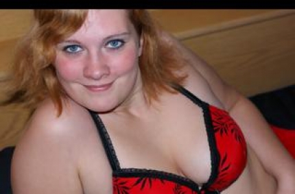 Profil von: hotmeli86 - LiveSearch-Tags: chat chatten, rasirtmuschibilder