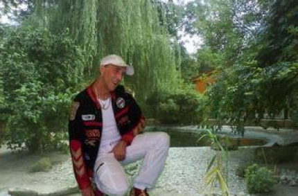 Profil von: PissBoy - LiveSearch-Tags: intim tattoo, gaypic