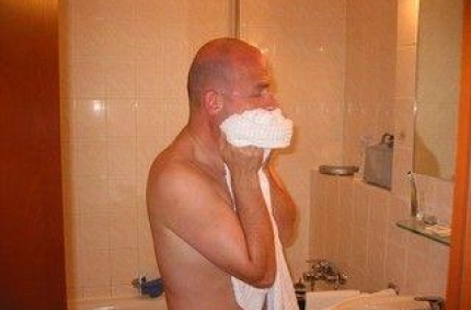 Profil von: hartelatte - LiveSearch-Tags: gaypix, swinger paerchen