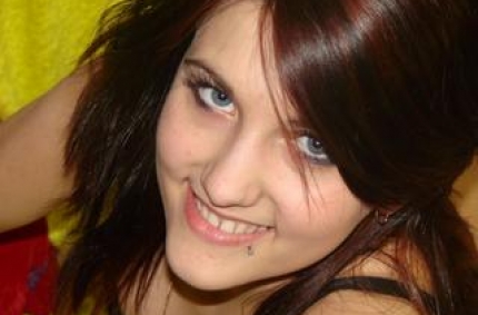 Profil von: JuliaQt - LiveSearch-Tags: camsex, clips von frauen
