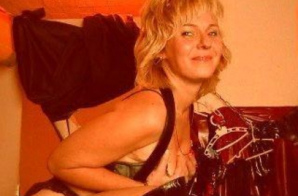 Profil von: Suee - LiveSearch-Tags: erotikbilder, amateur blowjob