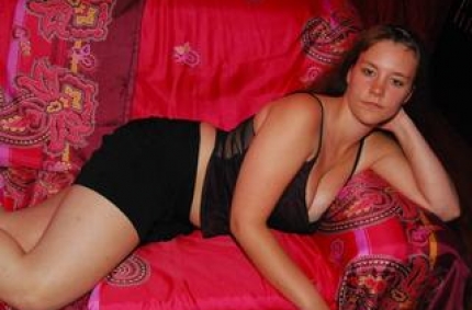 Profil von: chatonnoir - LiveSearch-Tags: nasse moese, live amateur webcams