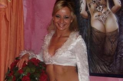 Profil von: Miri - LiveSearch-Tags: free blowjob pics, kostenlose fickkontakte